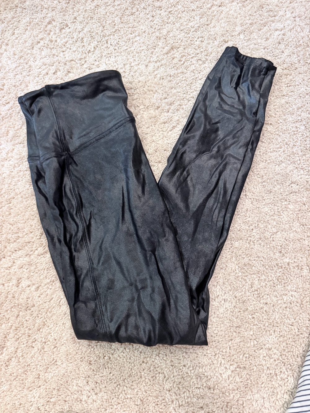 Spanx faux leather legging large
